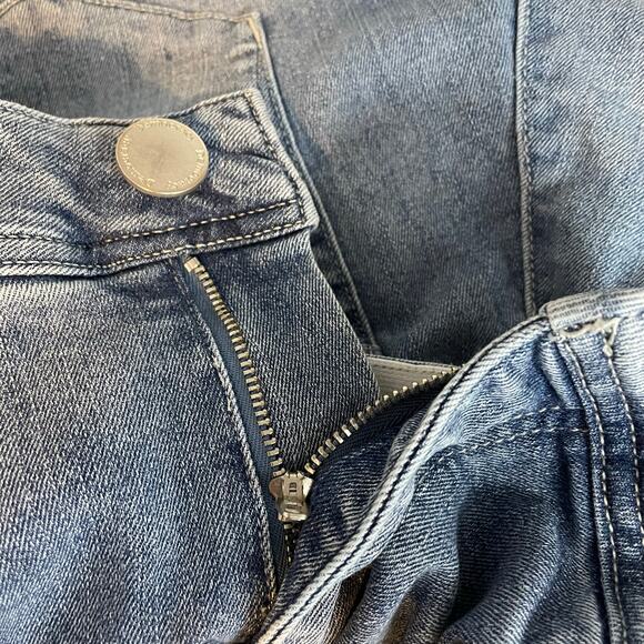 Democracy Tummy Tuck High Waist straight leg Cropped Distressed Jeans womens 16 - Picture 10 of 13